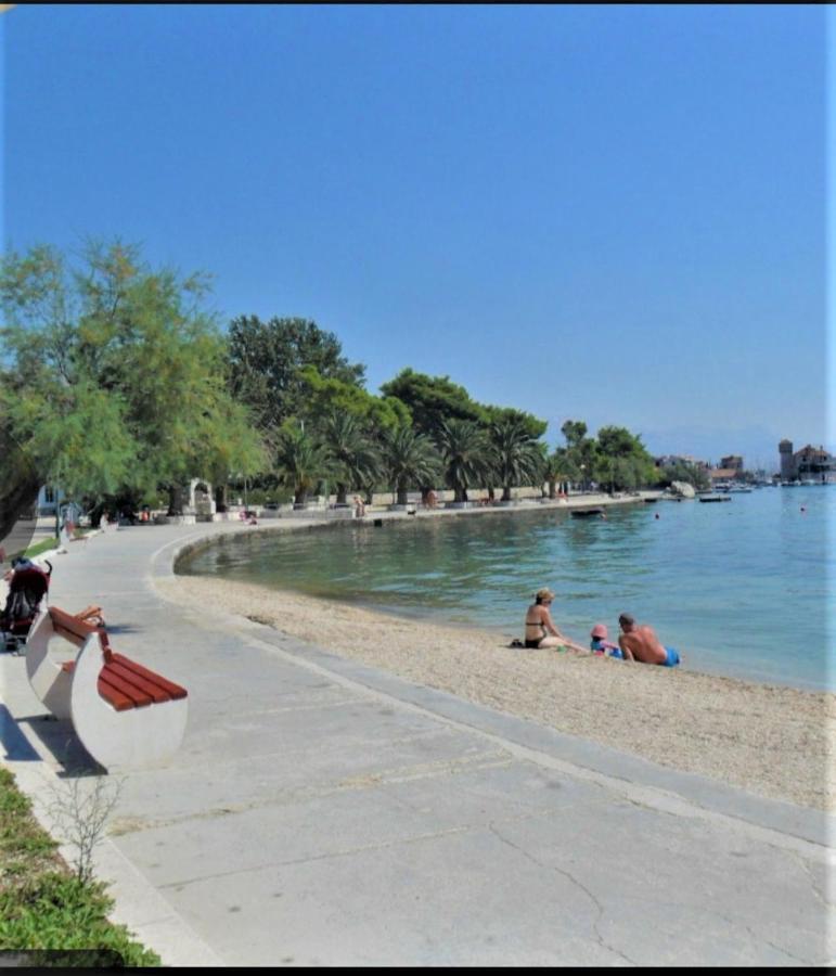 Apartman Scotti Kaštela エクステリア 写真